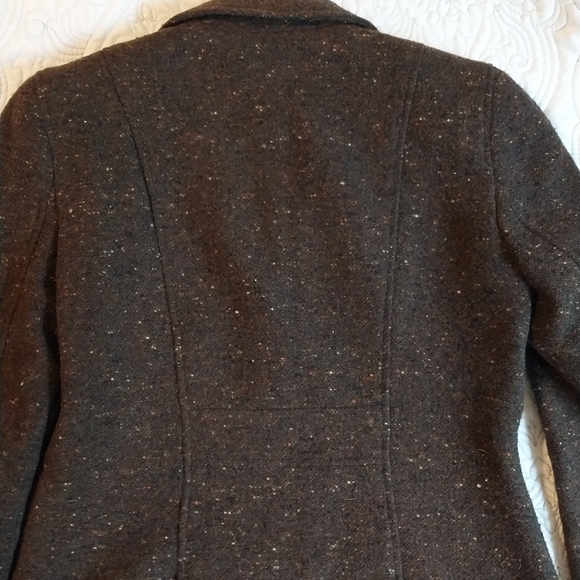 LIZ Claiborne wool blend cropped Blazer. - Picture 5 of 5